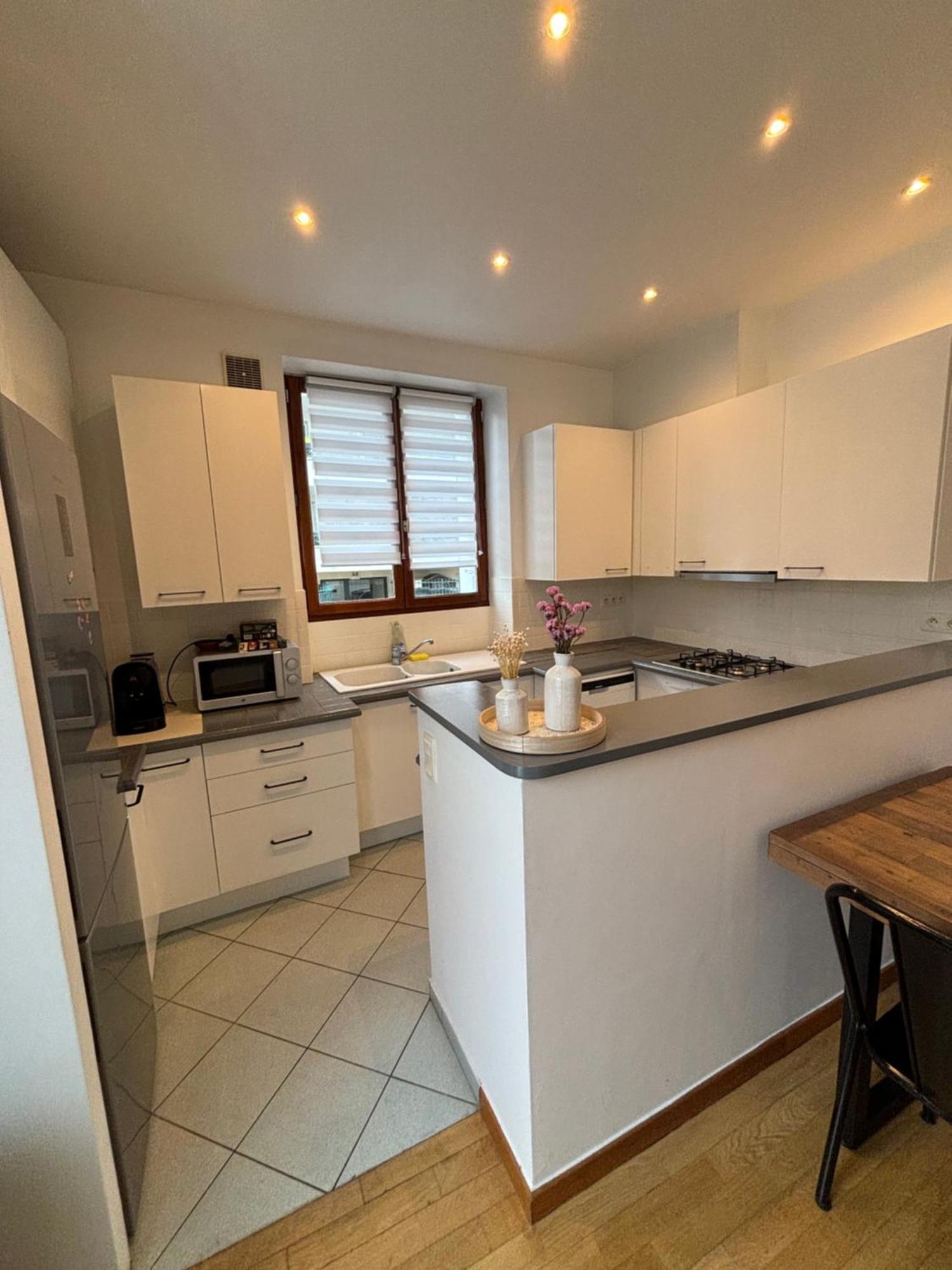 Appartement 2 Chambres Dans Une Belle Maison A Proximite De Paris Аньер-сюр-Сен Экстерьер фото