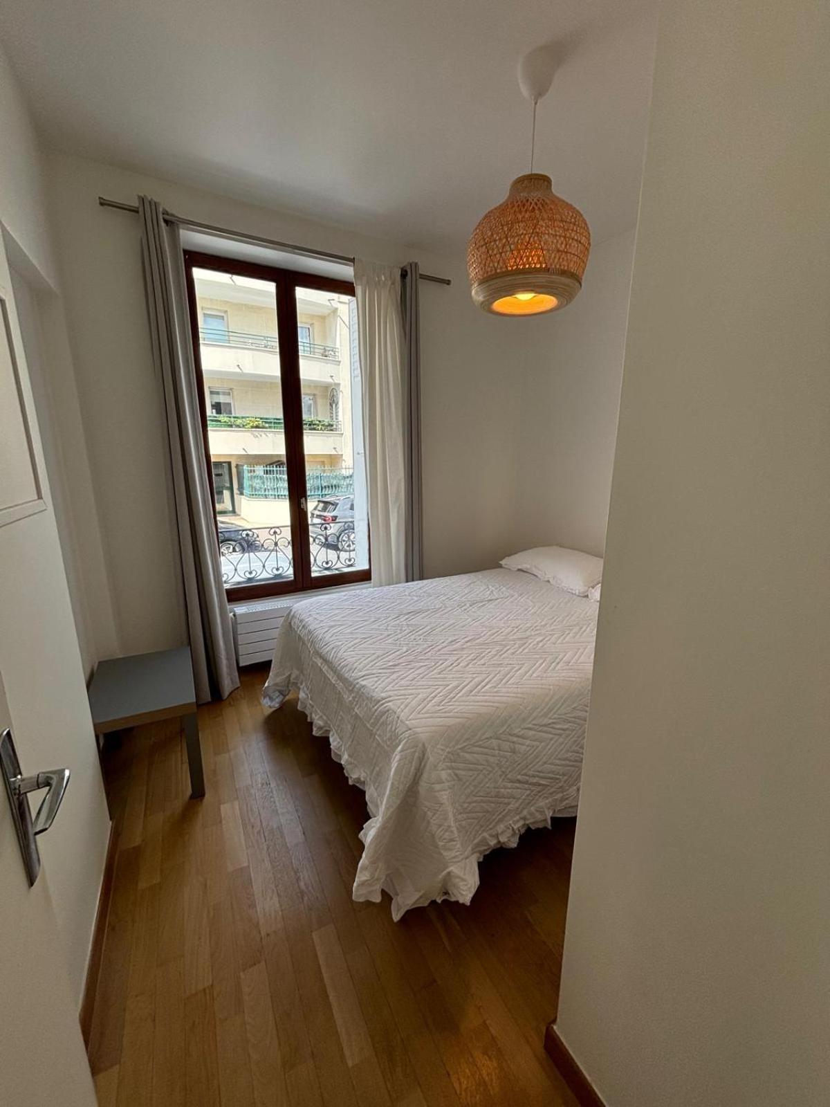 Appartement 2 Chambres Dans Une Belle Maison A Proximite De Paris Аньер-сюр-Сен Экстерьер фото